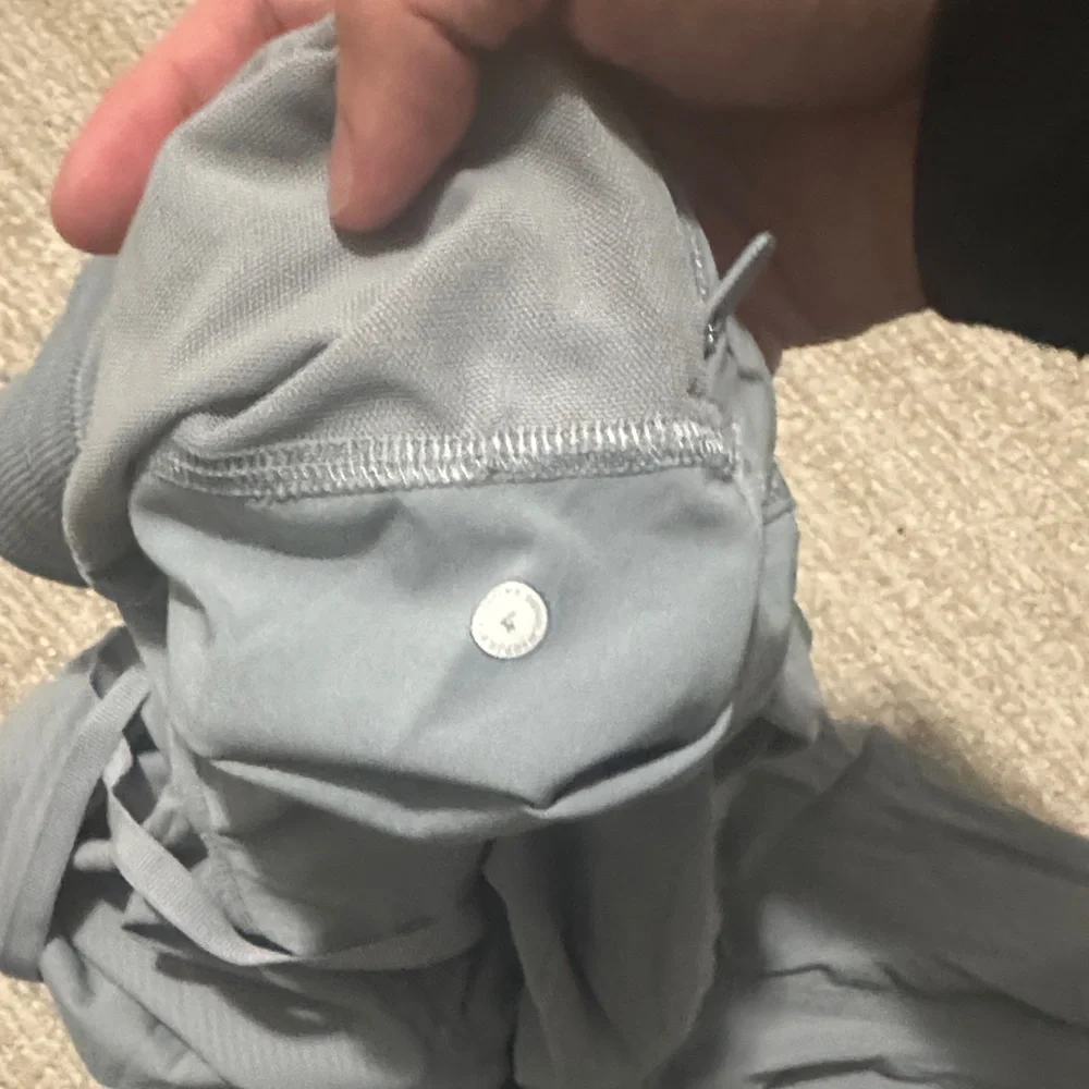 lululemon athletica lightweight joggers